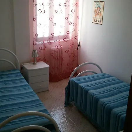 Hydrous Vacanze Holiday home *