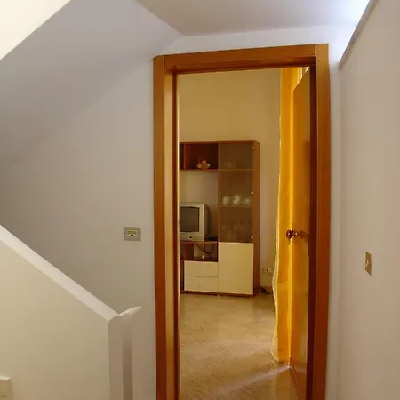 Hydrous Vacanze Holiday home